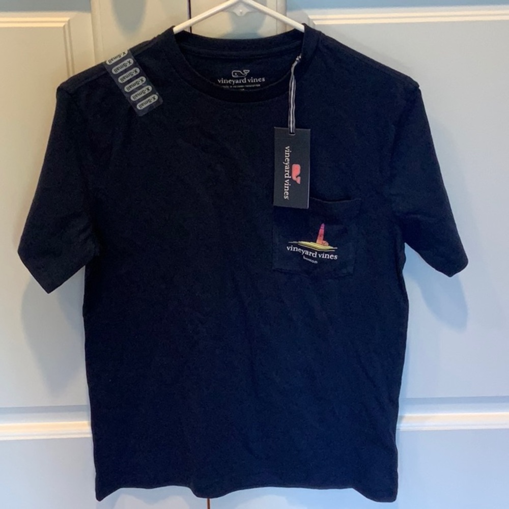 NWT Vineyard Vines Boston T-shirt unisex SZ XS